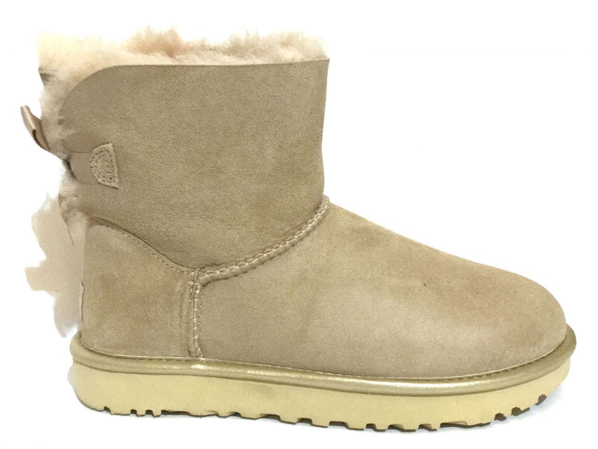 platform uggs beige